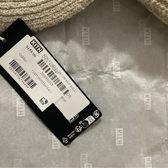 Kith for Oakley Pro ZW Knit Balaclava -Sandrift brand new in hand - Picture 2 of 10